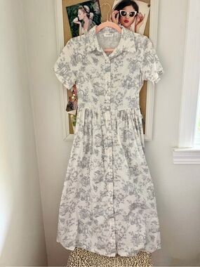 Storia White & Gray Button-Front Toile Printed Dress